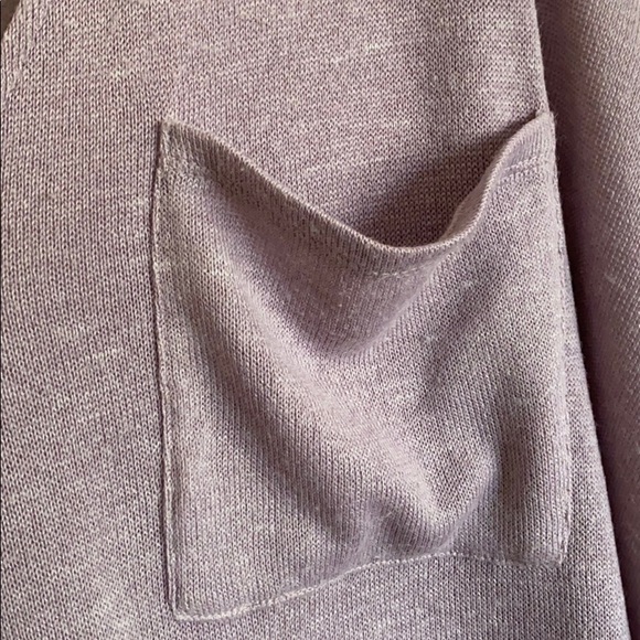 UO Lavender Boxy Oversized V-neck (NWOT) - Picture 8 of 10